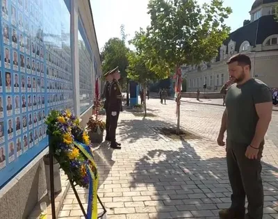 Віддали життя за свободу для всіх наших людей: Зеленський до Дня пам’яті загиблих за Україну
