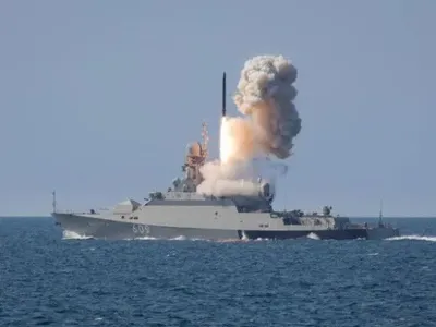 росія вивела у Чорне море ракетоносій, який може нести 8 крилатих ракет "Калібр"