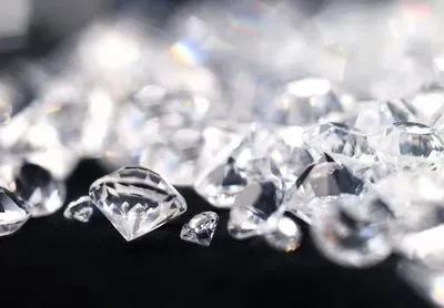 Індія просить США розблокувати 26 млн доларів, заморожених в індійських алмазних компаній