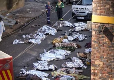 Кількість загиблих через пожежу у покинутому будинку в Йоганнесбурзі зросла до 73 людей