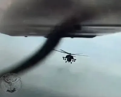 "Криворукие какие-то..." - в ГУР показали погоню вражеских вертолетов за нашим БпЛА