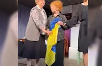 Лію Ахеджакову перевірятиме МВС рф через її вихід на сцену з українським прапором