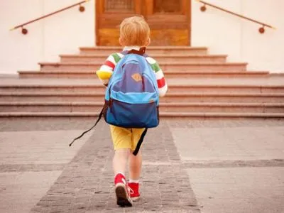 Что положить в рюкзак школьника для пребывания в укрытии: советы от Минреинтеинтеграции
