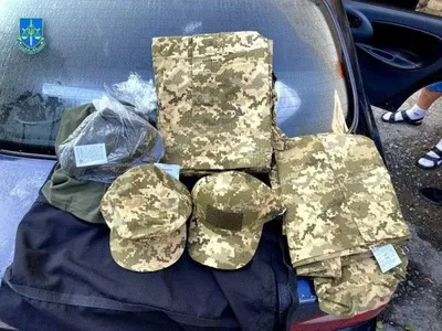 Правоохранители разоблачили схему продажи военной амуниции, похищенной из части