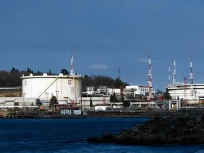 Болгарія націоналізувала нафтовий термінал російського «Лукойла»
