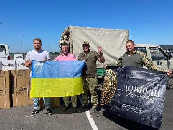 С огнем в душе к победе: как бренд украинского коньяка «Довбуш Карпатский» поддерживает военных