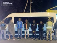 П'ять тисяч євро за "квиток" до Румунії: на кордоні затримали чоловіків, які тікали від мобілізації