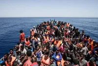 Прем’єр-міністр Італії вимагає від ЄС блокування потоків мігрантів