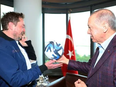 Ердоган зустрівся з Ілоном Маском і попросив побудувати завод Tesla в Туреччині