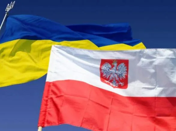 Польща більше не передаватиме зброю Україні