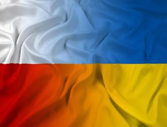 Україна запровадить ембарго на польські овочі та фрукти - у Польщі відерагували