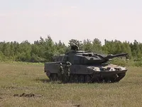 Шведські танки Stridsvagn 122 уже в Україні - ЗС Швеції