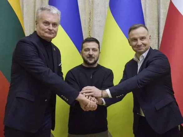 Науседа: розбіжності між Україною та Польщею потрібно вирішити якомога швидше