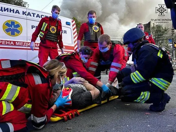 Ликвидация последствий вражеской атаки на Черкассы: спасатели отчитались о текущей ситуации