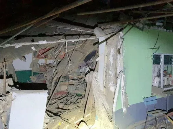 Оккупанты атаковали Никопольщину: есть разрушения и раненые