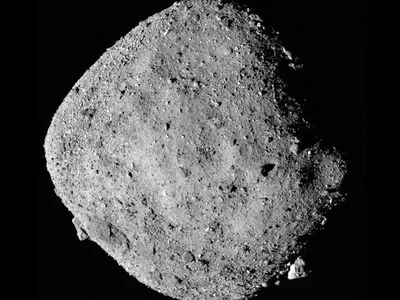 США впервые доставили камни и пыль с астероида на Землю