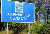 На Харьковщине КамАЗ подорвался на мине, водитель получил ранения