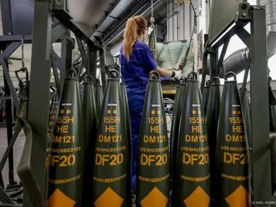 Очільниця місії України при НАТО щодо виробництва боєприпасів: "Звучать дуже перспективні цифри"