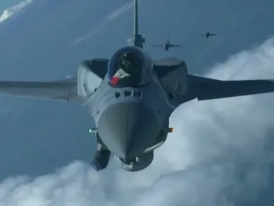 В Воздушных Силах показали, как пилоты адаптируются к F-16
