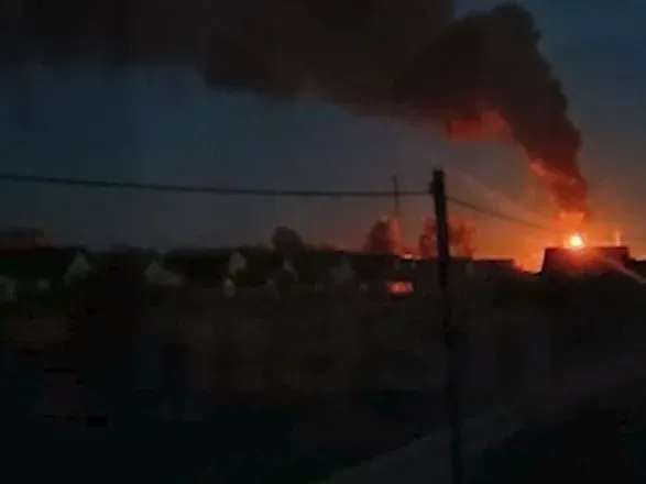 У Брянській області рв вибухи на підстанції, очевидці пишуть про зникнення світла