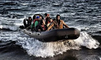 Човен мігрантів викинуло на берег Ізраїлю: доля потенційних пасажирів невідома