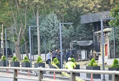 Терорист-смертник підірвав себе біля будівлі МВС Туреччини. Постраждали двоє правоохоронців