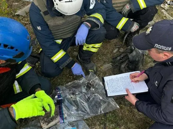 Харьковщина: в селе Гроза завершили поиск фрагментов тел погибших