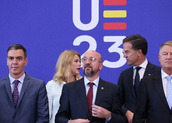 Guardian: саміт ЄС завершується з незначним прогресом у частині про розширення, звіт щодо України очікується 8 листопада