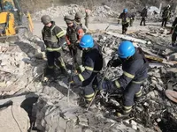 Удар рф по селу Гроза забрав життя 59 людей, усіх жертв ідентифікували - голова МВС