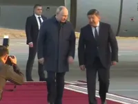 путин прилетел в Кыргызстан для участия в саммите СНГ