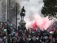 У Великій Британії тисячі людей вийшли на акції протесту у підтримку Палестини
