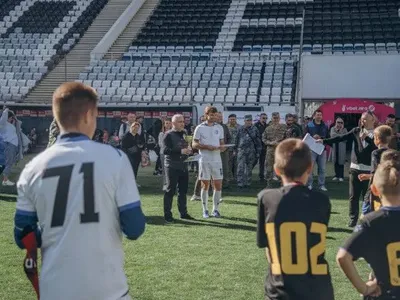 Матч Победы: дети украинских защитников сыграли в футбол с игроками легендарного Черноморца