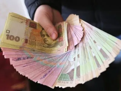 Українці повільно, але продовжують відмовлятися від готівки - Нацбанк