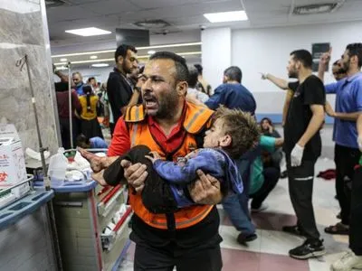 Авіаудари по лікарні в Газі: сотні людей загинули