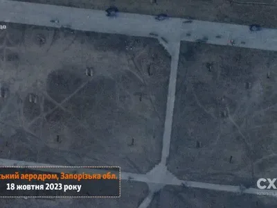 Аеродром Бердянська після ракетних ударів ЗСУ — супутникові фото