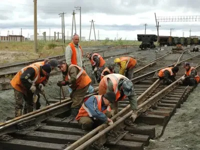 "Укрзализныця" ограничит движение нескольких международных поездов из-за внепланового ремонта путей в Венгрии