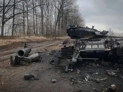 Украинские защитники уничтожили еще 11 танков врага на южном фронте
