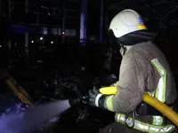 Удар росіян по “Новій пошті” на Харківщині: рятувальники ліквідували наслідки ворожої атаки