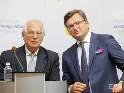 “Україна залишається у фокусі ЄС”: Кулеба провів телефонну розмову з Боррелем