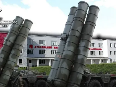 росіяни завезли додаткову партію ракет С-300 для ударів по українському прикордонню – Центр Нацспротиву