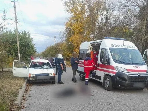 На Київщині водій напідпитку збив бабусю з онуком: жінка загинула