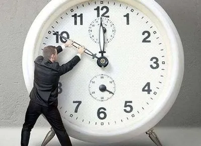 Як адаптуватися до переведення годинника - поради спеціалістів