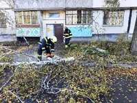 У Києві кількість жертв буревію зросла до двох