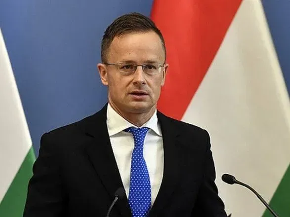 Угорщина готова влаштувати у себе майданчик для переговорів між рф та Україною