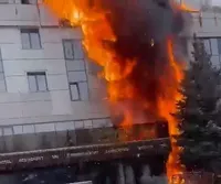 У рф сталась масштабна пожежа в готелі Kamarooms: люди вибігали на вулицю босоніж