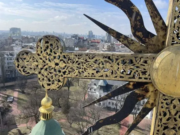 В "Софии Киевской" объяснили, зачем заказали реставрацию куполов за почти 80 млн грн