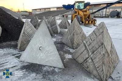 Бизнесмен из Мелитополя строит "зубы дракона" для оккупантов, ему сообщили о подозрении - СБУ