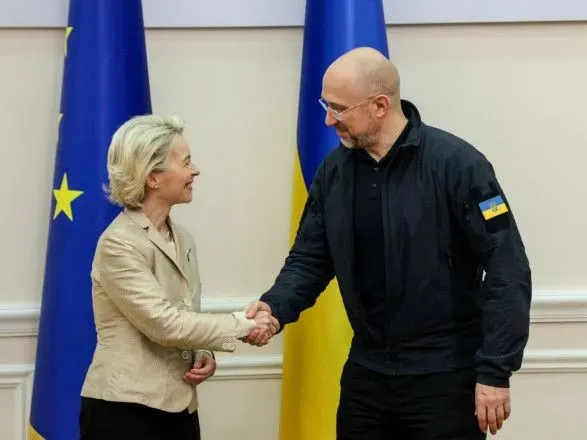 Шмыгаль: Украина рассчитывает на положительное заключение Еврокомиссии по выполнению 7 рекомендаций и начало предвступительных переговоров