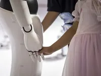 Китай хочет к 2025 году разработать человекоподобных роботов
