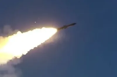 Над Днепропетровской областью сбили вражескую ракету Х-59